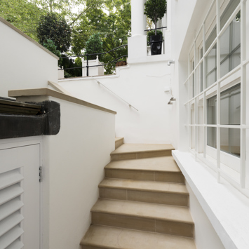 Alma Terrace, W8